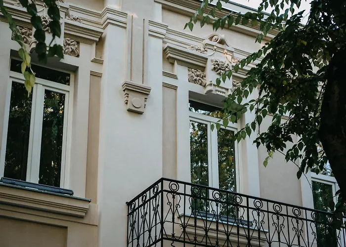 Artist hotel